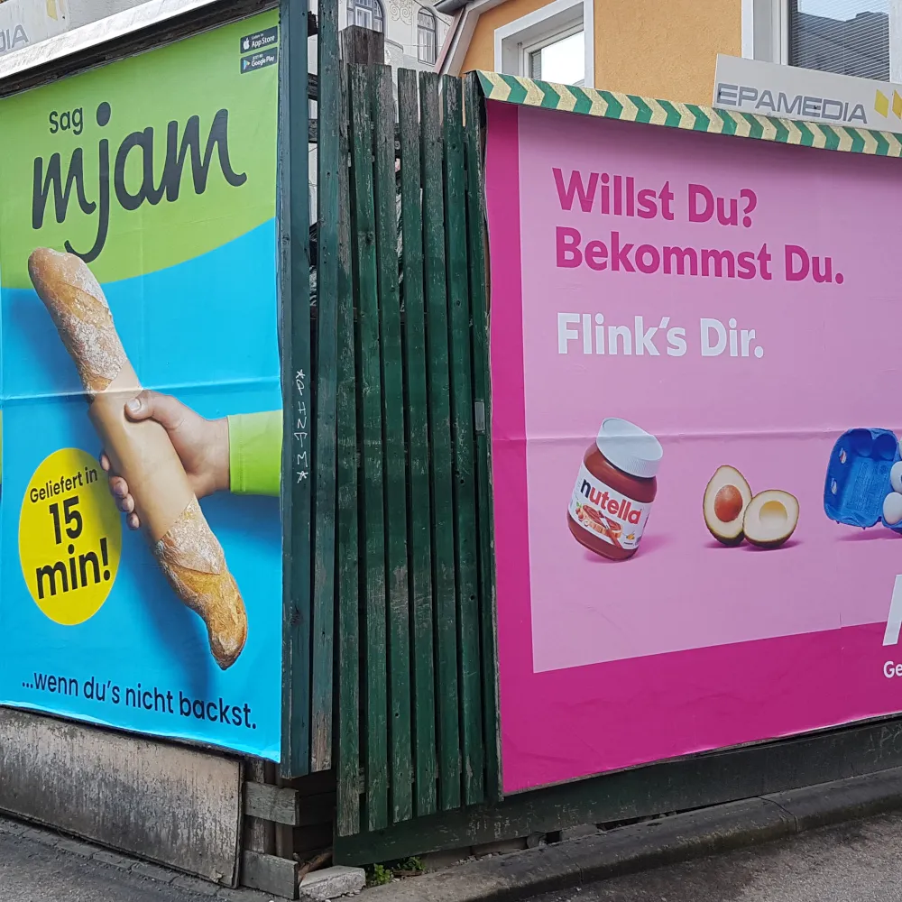 Take sharing offline Aufkleber an einer Wand